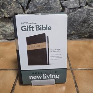 Faux Leather Light Brown + Brown Bible NLT